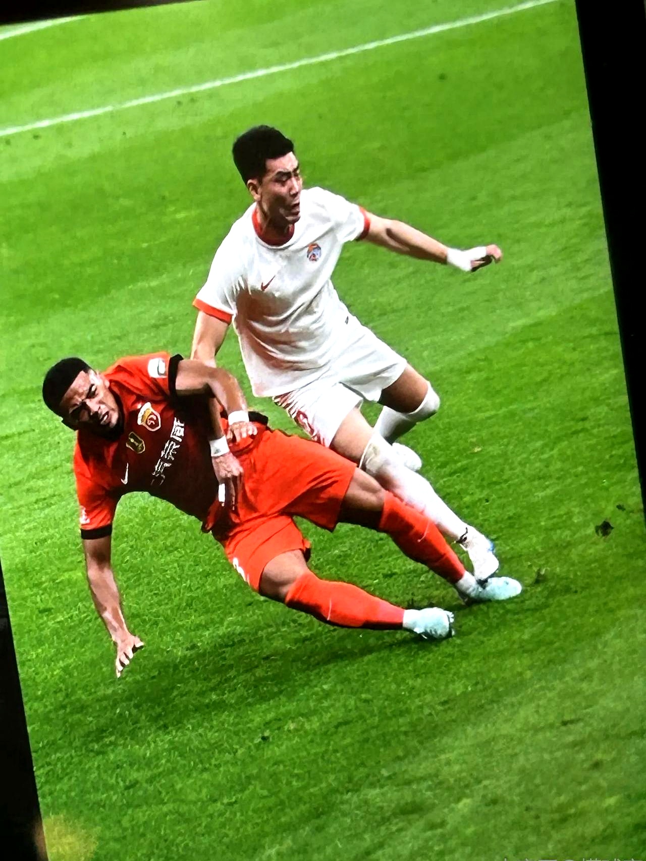 包含不可思议的比赛结果令人震惊的词条