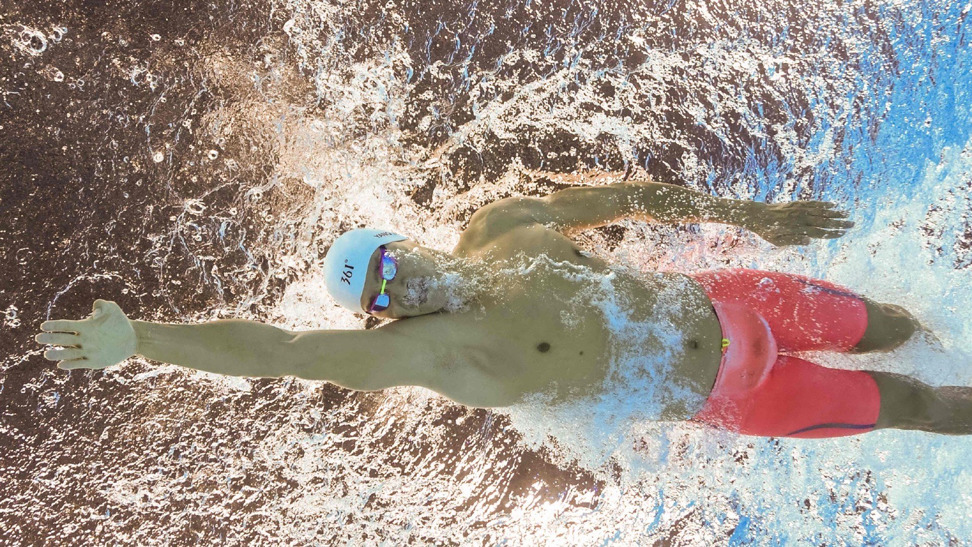 街道狂飙，洪都拉斯巅峰对决，毕尔巴鄂终成F1新传奇