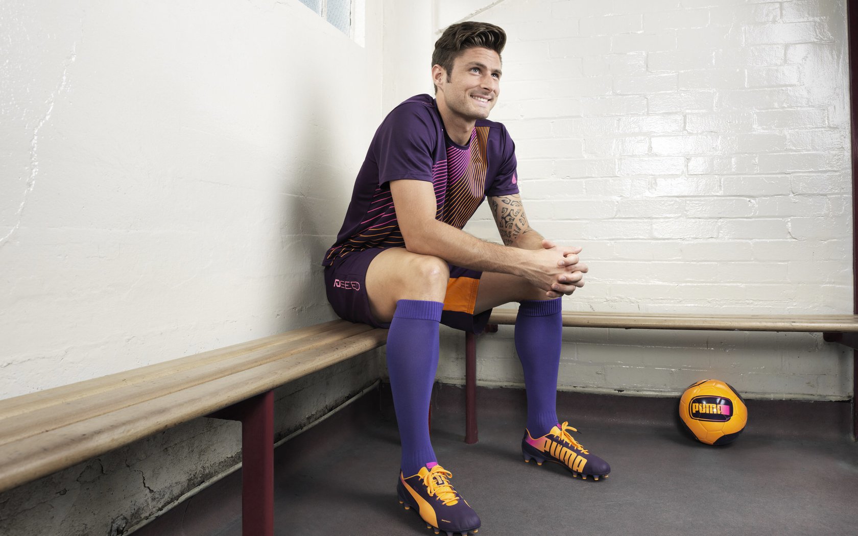 米兰体育官网-命运之夜的孤星，塔雷米在2026世界杯C组生死战中定义唯一
